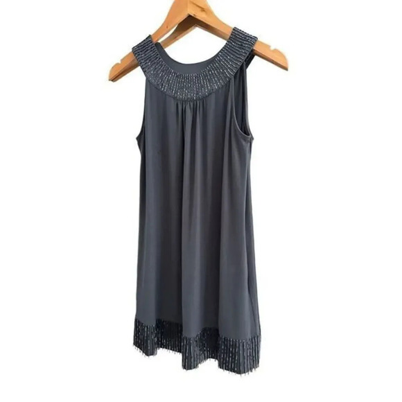 EXPRESS Flapper style mini cocktail dress with pockets | Shimmer Grey - Picture 3 of 8